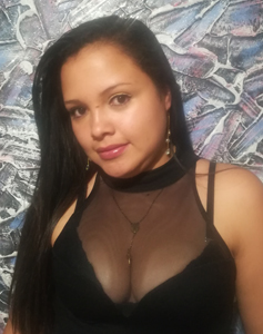 30 Year Old Bogota, Colombia Woman